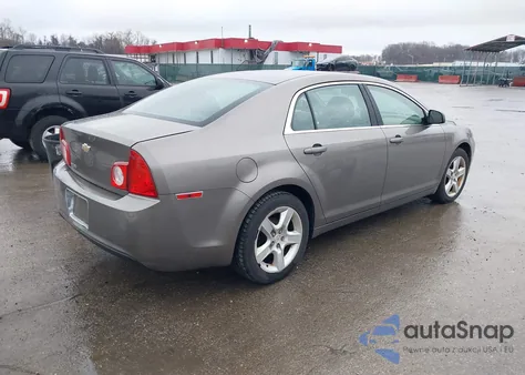 2010 Chevrolet Malibu Ls from USA, damaged, VIN 1G1ZA5EB5AF272191
